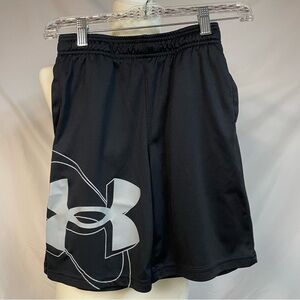 Under Armour Boys Black Athletic Shorts Youth Medium Loose Fit